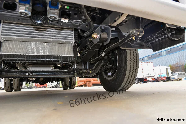 Foton Aumark S1 Changying 158 ch 4X2(6 roues) camion frigorifique 4,08 m Châssis (3) | 86Trucks