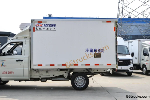 Foton Xiangling V1 1.6L 122hp Gasoline 4X2(6 wheels) 2.8m refrigerated truck (Chengli brand) Body (3) | 86Trucks