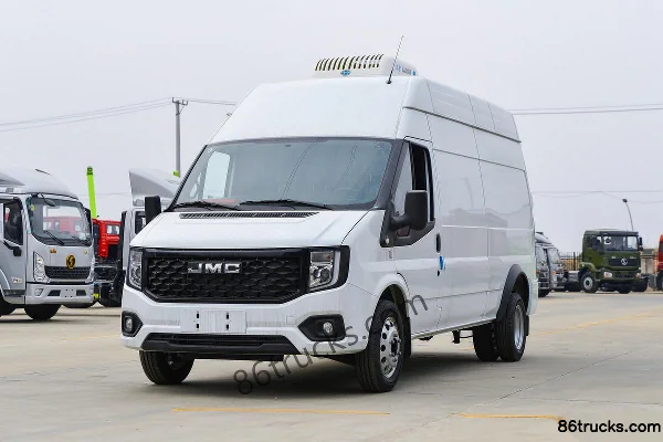 JMC Fushun 145 ch 4X2(6 roues) 5,998 m long empattement long toit surélevé camion frigorifique (marque Chengliwei) Extérieur (3) | 86Trucks