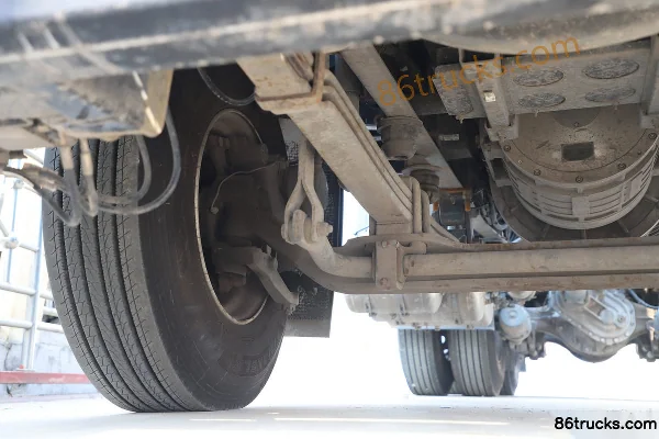 Sinotruk HOWO TX camion lourd 25T 6X4(10 roues) tracteur routier électrique à batterie interchangeable 282 kWh Châssis (2) | 86Trucks