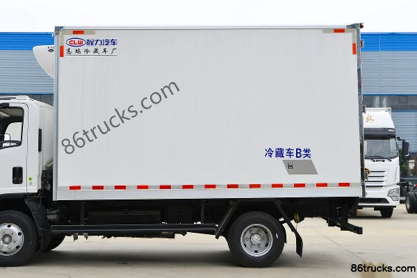 Isuzu Qingling Lingka 150 ch 4X2(6 roues) camion frigorifique 4,05 m (marque Chengliwei) Carrosserie (2) | 86Trucks