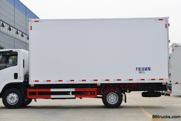 Qingling Isuzu KV600 132 ch 4X2(6 roues) 5,15 m camion frigorifique (marque Hongyu) Carrosserie (2) | 86Trucks