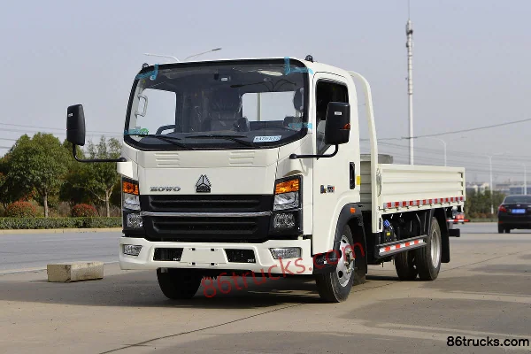 Sinotruk HOWO Hanjun M 140hp 4X2(6 wheels) 4.15m single-row flatbed light truck Exterior (3) | 86Trucks