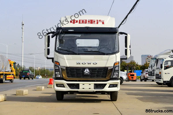 Sinotruk HOWO Tongshuai 160 hp 4X2(6 wheels) 4.15m AMT automatic single-row van light truck Exterior (2) | 86Trucks