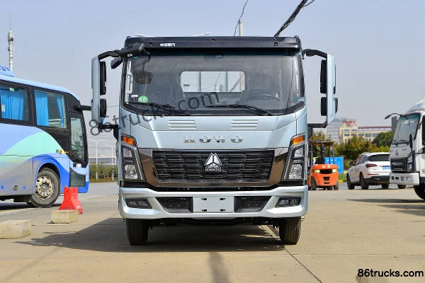 Sinotruk HOWO Tongshuai 145hp 4X2(6 wheels) 4.15m Single Row Flatbed Light Truck (Fast Gear 8-speed) Exterior (2) | 86Trucks