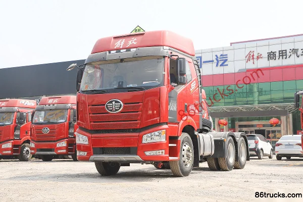 FAW Jiefang J6P Édition Classique 460 ch 6X4(10 roues) tracteur routier pour matières dangereuses Extérieur (3) | 86Trucks