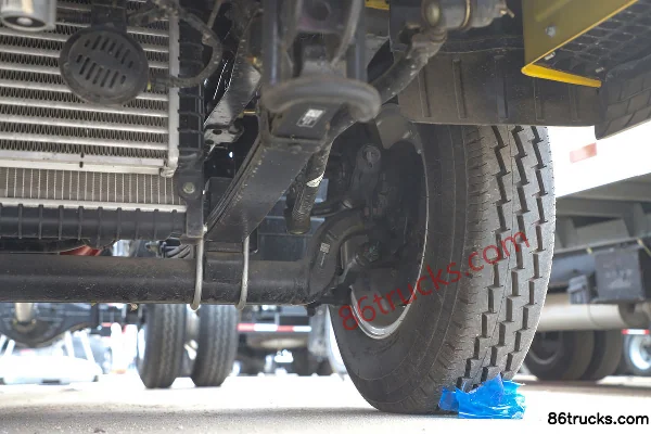 Foton AUMARK M Card 132 ch 4X2(6 roues) aerial work vehicle (Shenbai Heavy Industry brand) Châssis (3) | 86Trucks