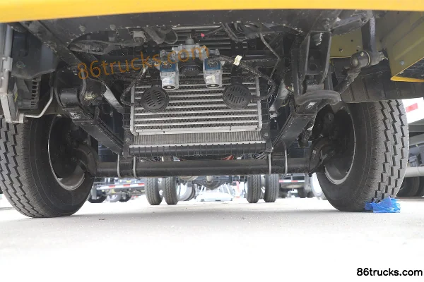 Foton AUMARK M Card 132 ch 4X2(6 roues) aerial work vehicle (Shenbai Heavy Industry brand) Châssis (1) | 86Trucks