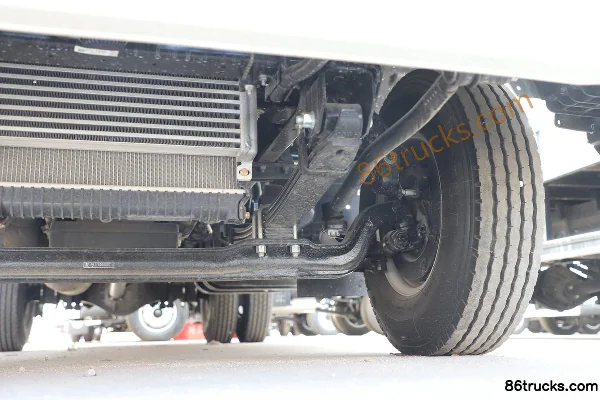 JAC Junling V6 155 hp 4X2(6 wheels) 4.18 m single row stake truck Chassis (3) | 86Trucks