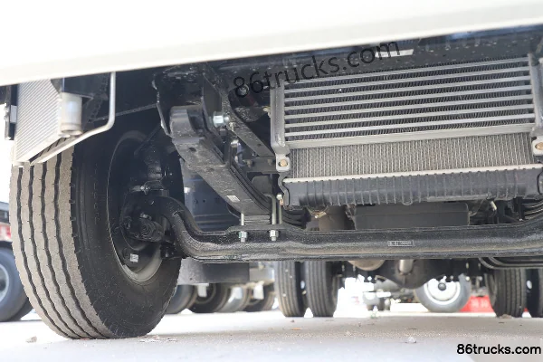 JAC Junling V6 155 hp 4X2(6 wheels) 4.18 m single row stake truck Chassis (2) | 86Trucks