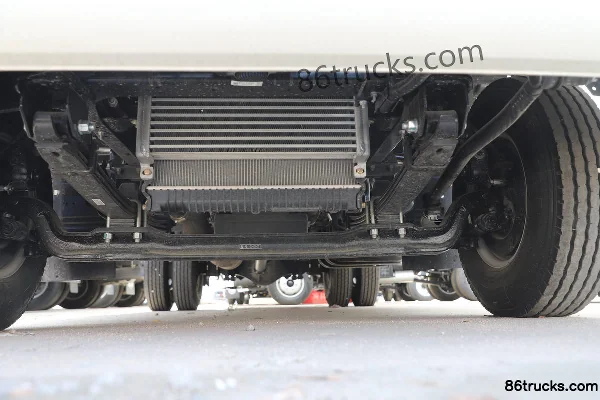 JAC Junling V6 155 hp 4X2(6 wheels) 4.18 m single row stake truck Chassis (1) | 86Trucks