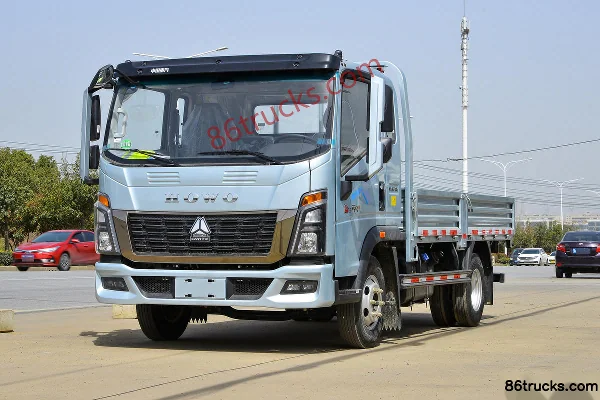 Sinotruk HOWO Tongshuai 140 hp 4X2(6 wheels) 3.85m half-row flatbed light truck (China VI) Exterior (3) | 86Trucks