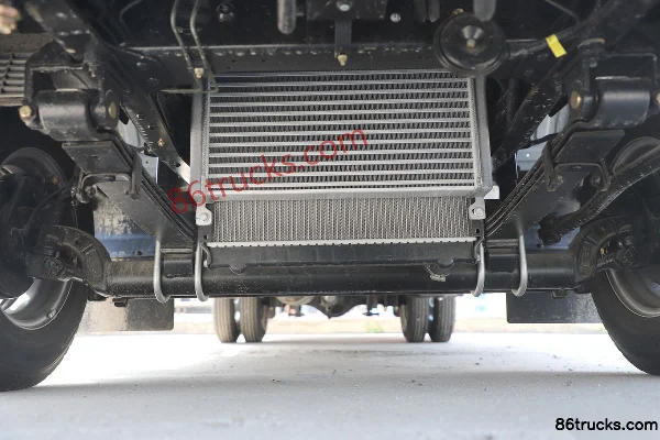 Lanqing Auto Ling R 115 hp 4X2(6 wheels) 4.03m single-row flatbed micro truck Chassis (1) | 86Trucks