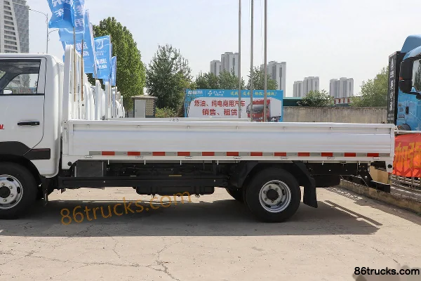 Lanqing Auto Ling R 115 hp 4X2(6 wheels) 4.03m single-row flatbed micro truck Body (1) | 86Trucks