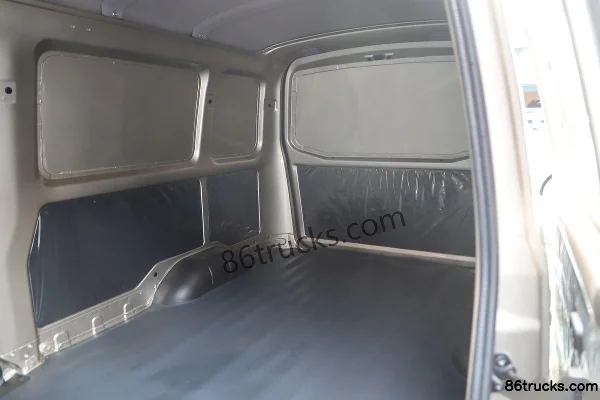 Wuling Rongguang EV Basic Type 2.4T 2-Seat 4.49m Pure Electric Closed Van (Light Beige) 41kWh Body (1) | 86Trucks