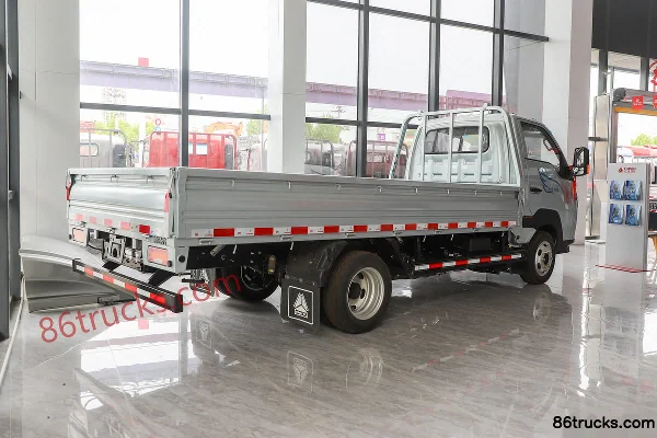 Sinotruk HOWO Xiaojiang 115 ch 4X2(6 roues) 3,95 m monoplace plateau petit camion (frein hydraulique) Extérieur (3) | 86Trucks