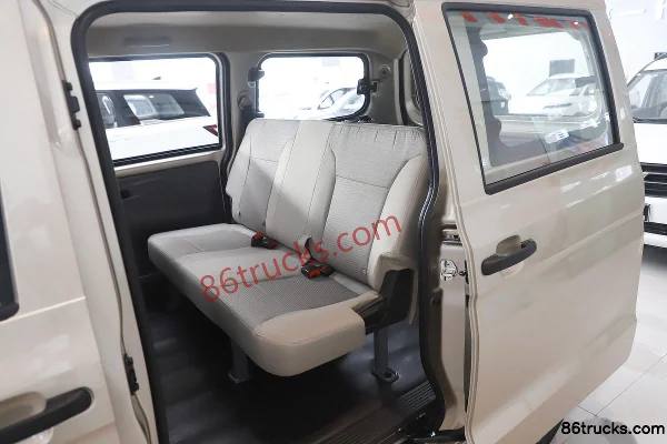 Wuling Hongguang V 2022 Jinqu Edition 99hp 1.5L Gasoline 5-Seat Van (China VI) Cargo Box (1) | 86Trucks