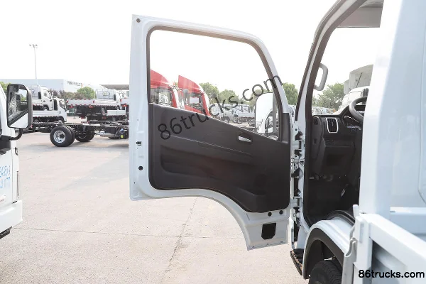 Yuejin Fuxing ES80 4.1T 3.65m Single Row Pure Electric Flatbed Mini Truck 55.7kWh 4X2(6 wheels) Interior (1) | 86Trucks