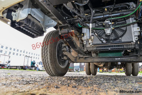 FAW Jiefang Hu VR 110 hp 4X2(6 roues) 3.82m half-row flatbed light truck (China VI) Châssis (2) | 86Trucks