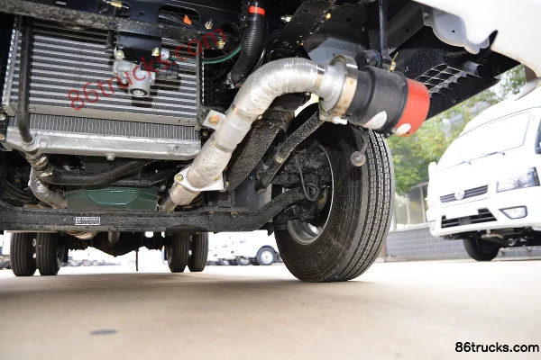 FAW Jiefang Hu VN 140 hp 4X2(6 wheels) Explosive Transport Truck (Chufei Brand) Chassis (3) | 86Trucks