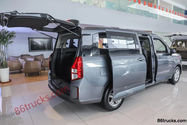 Wuling Zhengcheng Luxury 146 hp 1.5L Gasoline 9-Seat Multi-Purpose Passenger Vehicle (China VI) Body (1) | 86Trucks
