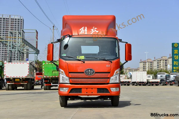 FAW Jiefang Lingtu 165hp 4X2(6 wheels) 3.78m Semi-row Stake Truck (China VI) (4.875 Ratio) Exterior (2) | 86Trucks