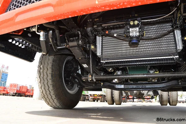 FAW Jiefang Lingtu 165hp 4X2(6 wheels) 3.78m Semi-row Stake Truck (China VI) (4.875 Ratio) Chassis (2) | 86Trucks