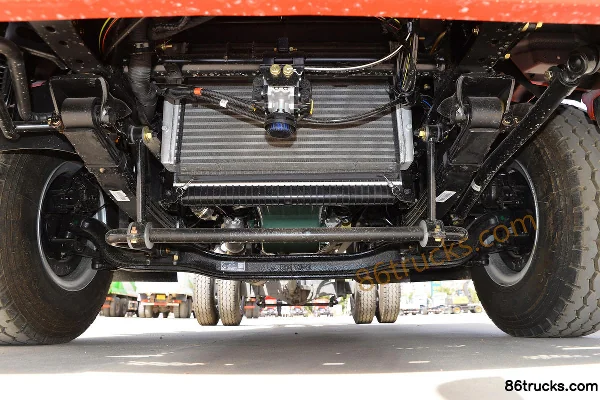FAW Jiefang Lingtu 165hp 4X2(6 wheels) 3.78m Semi-row Stake Truck (China VI) (4.875 Ratio) Chassis (1) | 86Trucks
