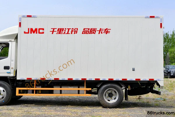 JMC Shunda Narrow Body Luxury Edition 116hp 4X2(6 wheels) 3.1m Single Row Van Light Truck (2) | 86Trucks