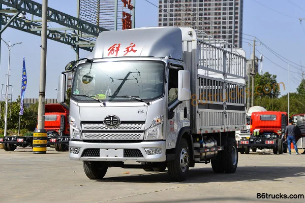 FAW Jiefang Lingtu 165 hp 4X2(6 wheels) 4.16m Single Row Cage Cargo Light Truck (Wide Body) Exterior (3) | 86Trucks
