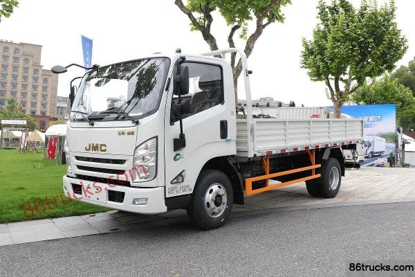 JMC Kaiwei Blue Whale Wide Body 170 ch 4X2(6 roues) 4.1 m camion porteur à ridelles, cabine simple Extérieur (2) | 86Trucks