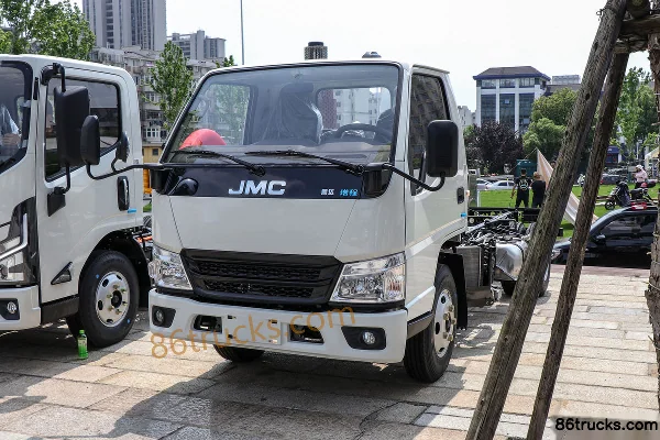 JMC Shunda EV 4.5T 4.155m Single Row Plug-in Extended Range Hybrid Flatbed Light Truck 18.43kWh 4X2(6 wheels) Exterior (3) | 86Trucks