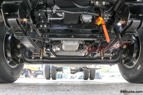 JMC Shunda EV 4.5T 4.155m Single Row Plug-in Extended Range Hybrid Flatbed Light Truck 18.43kWh 4X2(6 wheels) Chassis (1) | 86Trucks