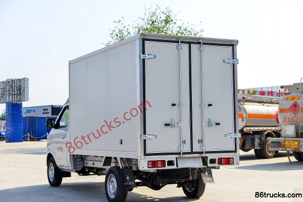 Jinbei Jinka S2 Comfort 1.6L 123 ch 4X2(6 roues) essence 3,05 m fourgon monoplace Carrosserie (3) | 86Trucks