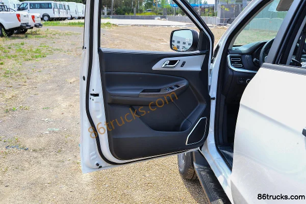 JMC Yuhu 7 2023 Zunxiang 2.0T Diesel 141 hp 4WD Manual Long Wheelbase Double Cab Pickup Chassis (2) | 86Trucks