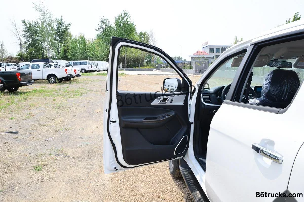 JMC Yuhu 7 2023 Zunxiang 2.0T Diesel 141 hp 4WD Manual Long Wheelbase Double Cab Pickup Chassis (1) | 86Trucks