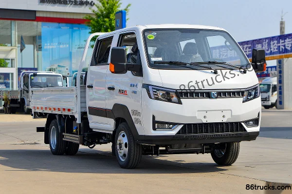 Lanqing Auto Ling R 115hp 4X2(6 wheels) 2.85m Double Row Drop Side Mini Truck Exterior