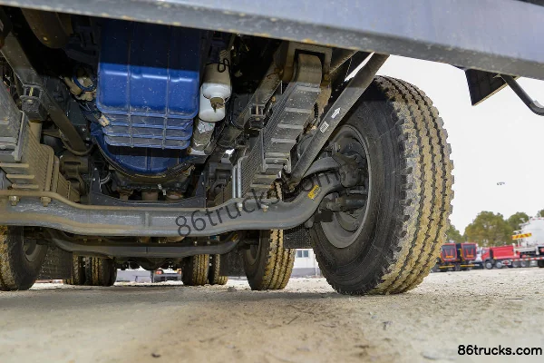 Sinotruk HOWO N5W 350hp 8X4(12 wheels) Dry Mortar Transport Truck (Huawei Chile Brand) Chassis (3) | 86Trucks