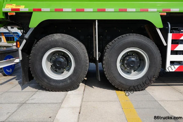 Proton Auto 31T 8X4(12 roues) camion benne à hydrogène 5,6 m 127,74 kWh Châssis (3) | 86Trucks