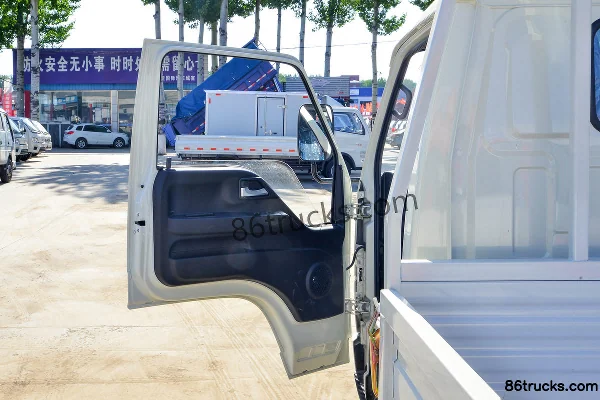Foton Times Small Card Star 2 1.6L 122hp 4X2(6 wheels) Gasoline 3.67m single-row flatbed mini truck Cab (1) | 86Trucks
