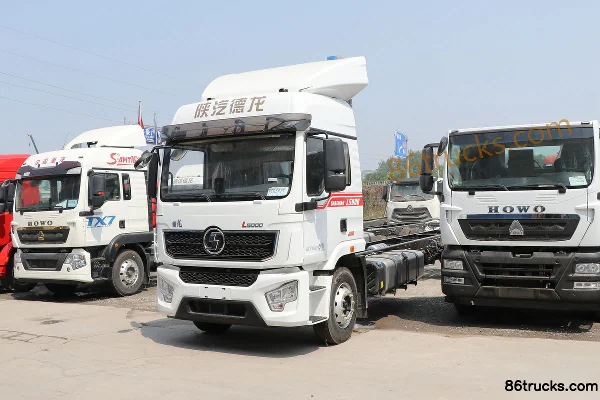 SHACMAN Delong L5000 Jingying 270 hp 4X2(6 wheels) 9.8m AMT automatic transmission box cargo truck Exterior (3) | 86Trucks