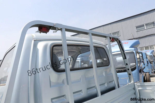 Sinotruk HOWO Xiaojiang 140hp 4X2(6 wheels) 3.95m Single Row Flatbed Mini Truck Body (3) | 86Trucks