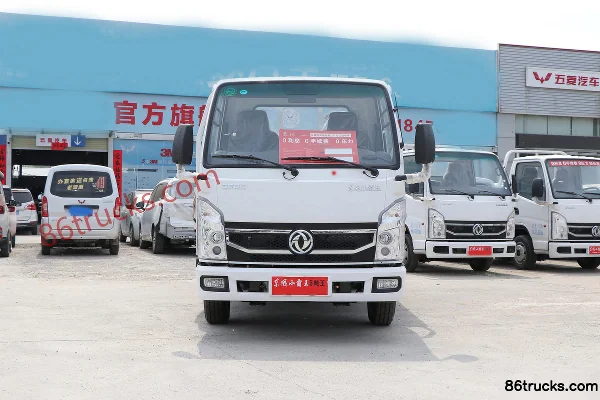 Dongfeng Xiaobawang W15 102hp 4X2(6 wheels) 4.05m Single Row Flatbed Light Truck Exterior (2) | 86Trucks