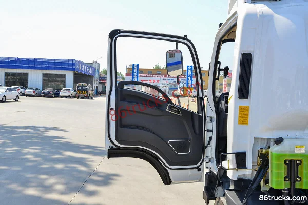 SHACMAN Commercial Vehicle Delong G1 155hp 4X2(6 wheels) 4.2m single-row van light truck (Fast Gear 8-speed) Cab (1) | 86Trucks