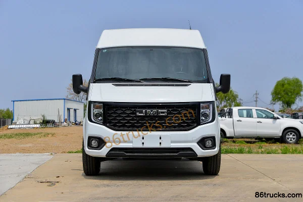 JMC Fushun 2023 Model 146hp 2.0T Diesel 3-Seat Short Wheelbase Mid-Roof Van Truck Exterior (2) | 86Trucks