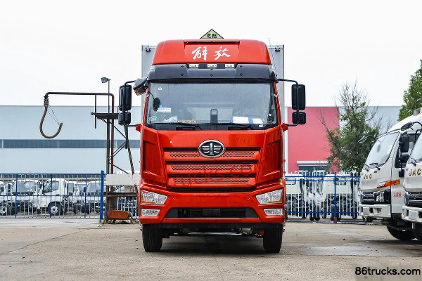 FAW Jiefang J6L 240 ch 4X2(6 roues) 6,8 m camion caisse pour gaz inflammables (marque Chufei) Extérieur (2) | 86Trucks