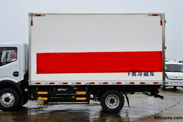Dongfeng EV350 PRO 4.5T 4.2m Single Row Pure Electric Refrigerated Truck 98.04kWh 4X2(6 wheels) Body (2) | 86Trucks