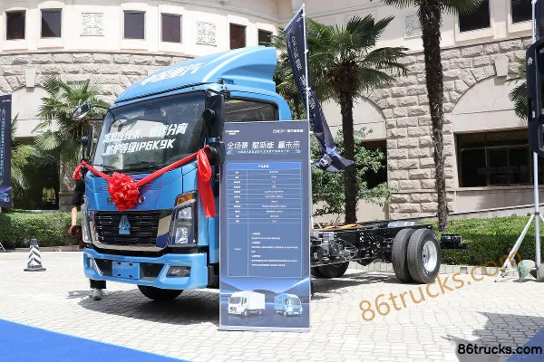 Sinotruk HOWO Tongshuai 4.5T 4.15m Single Row Pure Electric Van Light Truck 100.46kWh 4X2(6 wheels) Exterior (3) | 86Trucks