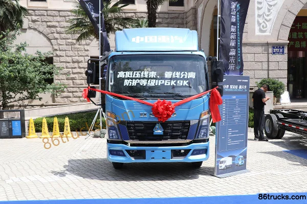 Sinotruk HOWO Tongshuai 4.5T 4.15m Single Row Pure Electric Van Light Truck 100.46kWh 4X2(6 wheels) Exterior (2) | 86Trucks