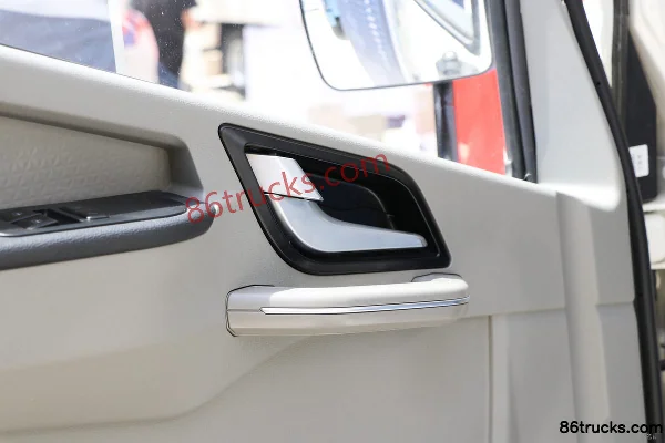 Sinotruk HOWO Tongshuai 4,5T camion léger à ridelles 100% électrique 4,15 m simple cabine 131,98 kWh 4X2(6 roues) Intérieur (3) | 86Trucks